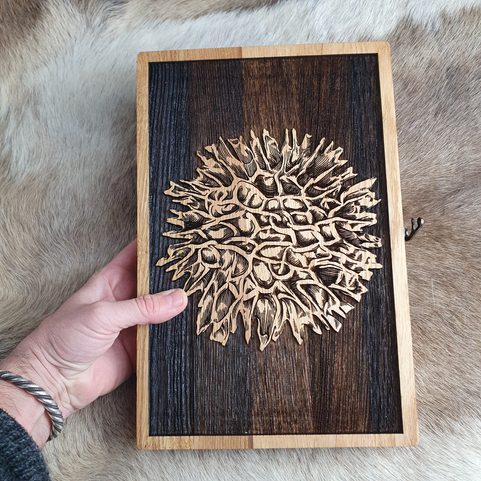 WOODEN BOX FOR MOLDAVITES, BOX MADE OF OAK WOOD