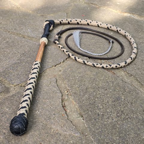 FOUET EN CUIR, 250 CM
