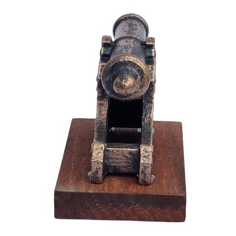 MEDIEVAL CANNON, MINIATURE