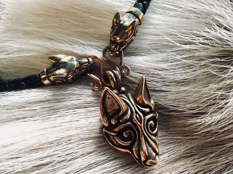 FENRIR, NORSE WOLF NECKLACE, BRONZE