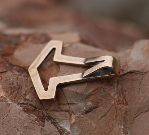 MJÖLLNIR MODERNA, BRONZE PENDANT