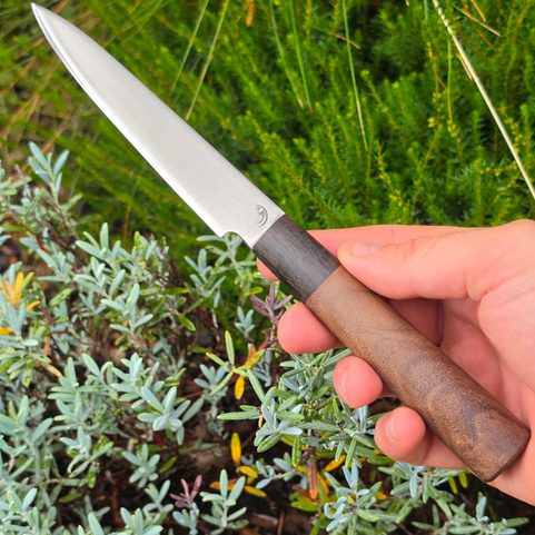 JAPANISCHES PETTY-MESSER AUS ROSTFREIEM STAHL