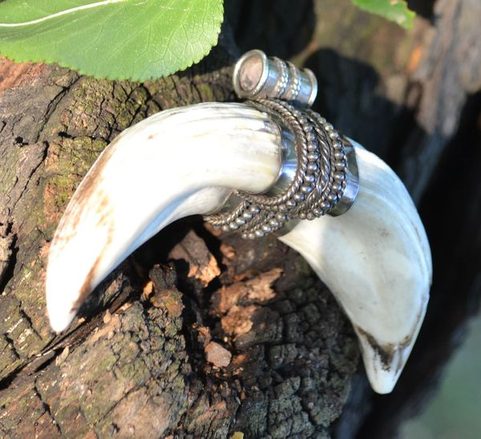 BOAR TUSK NECKLACE, ORIGINAL GRANULATION, AG 925