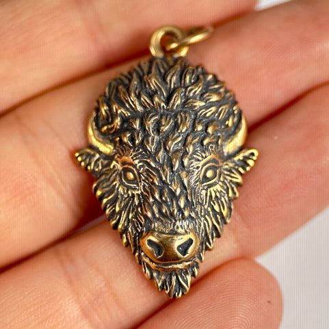 TATANKA - BISON BRONZE PENDANT