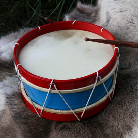 MEDIEVAL DRUM WITH MALLETS