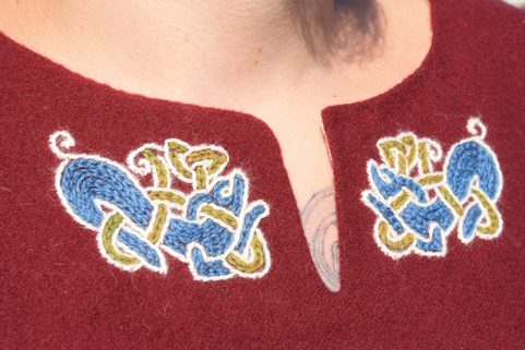VIKING TUNIC, WOOL, WITH EMBROIDERY