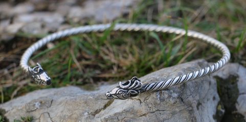 FIANNA, CELTIC DEER, TORC, SILVER