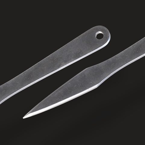 GUNGNIR, THROWING KNIFE