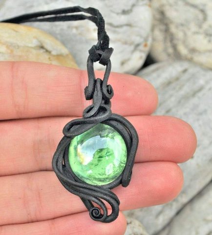 GREEN GLASS PENDANT