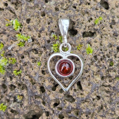 HEART, SILVER PENDANT, AMBER, AG 925