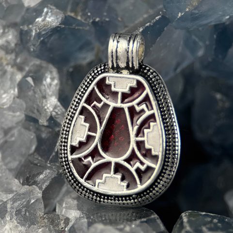 CLOISONNÉ - MEROVEY PENDANT, SILVER