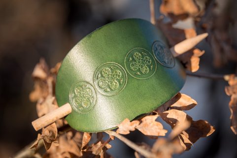 PRAGA, LEATHER HAIR CLIP, GREEN