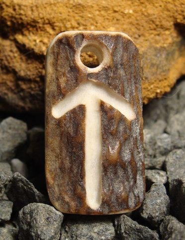 TIWAZ, DEER ANTLER RUNE PENDANT