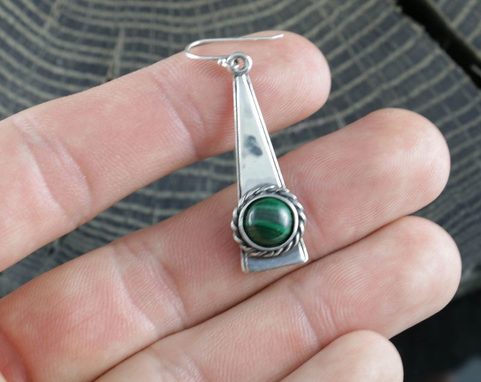 TRIANGLE - BOUCLES D'OREILLES EN ARGENT AVEC MALACHITE, AG 925