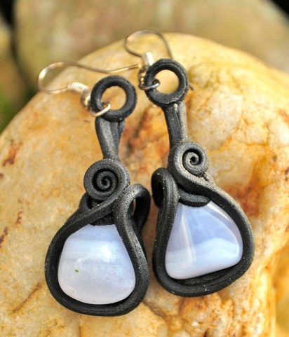 CHALCEDONY - EARRINGS