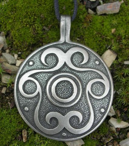 VOLUTE AMULET - BIG PENDANT