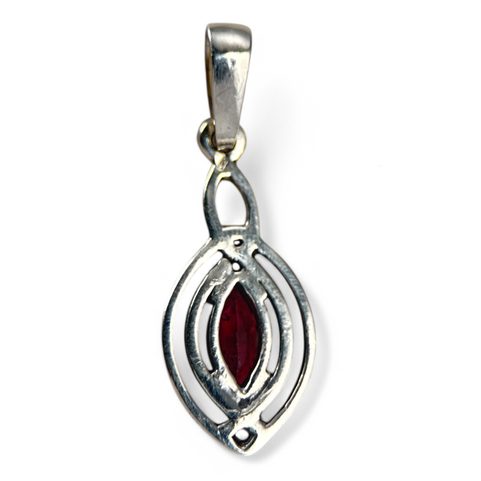 MAIA, PENDANT, FACETED GARNET, SILVER