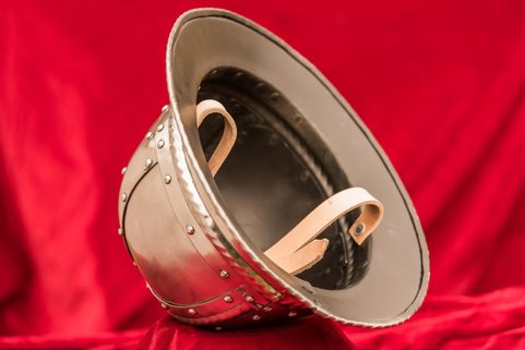 NOLL, ENGLISH KETTLE HAT HELMET
