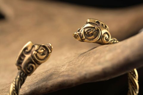 COLLACH, CELTIC BOAR, BRACELET, BRASS