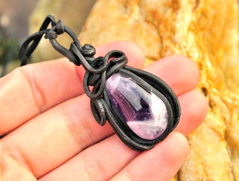 PENDENTIF AMETHYST