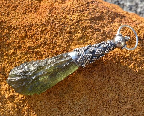 MOLDAVITE, NECKLACE WITH FILIGREE AND GRANULATION, PENDANT, SILVER 925 I