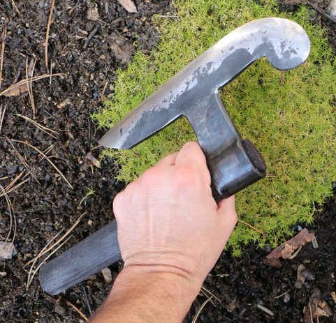 BAYEUX - AXE FOR BUSHCRAFT