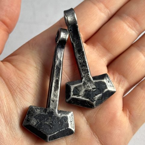 HELVEGEN, HAND FORGED THOR'S HAMMER