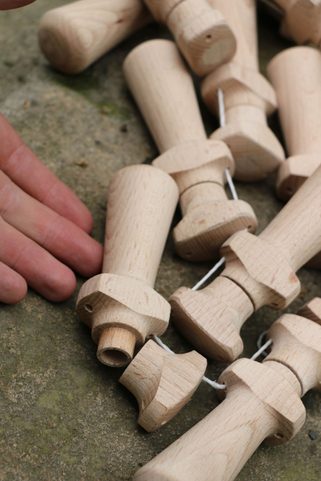 WOODEN APOSTEL FOR MUSKETEER BANDOLIER