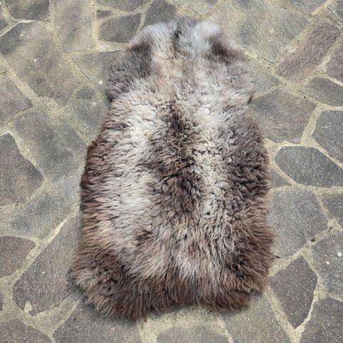 SHEEPSKIN, SWEDISH MELERADE SHEEP