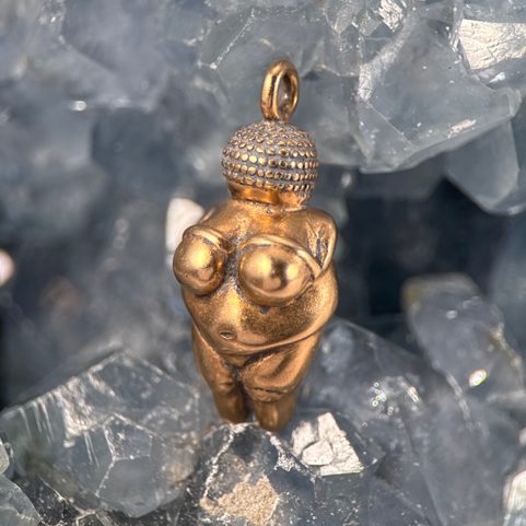 VÉNUS DE WILLENDORF, PENDENTIF, BRONZE