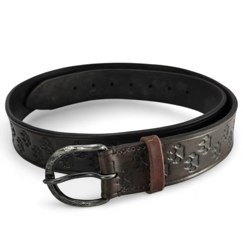 CEINTURE EN CUIR, TRACES DE LOUP