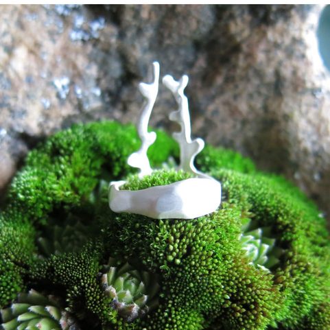SMALL DEER, CUBIST RING, STERLING SILVER