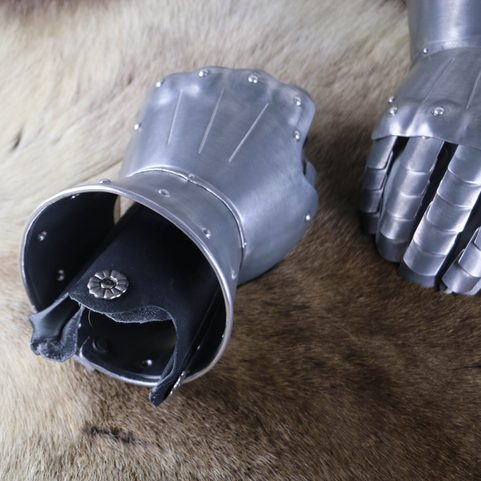 GAUNTLETS, THE ROYAL GUARD DURALUMIN - COSTUME RENTAL