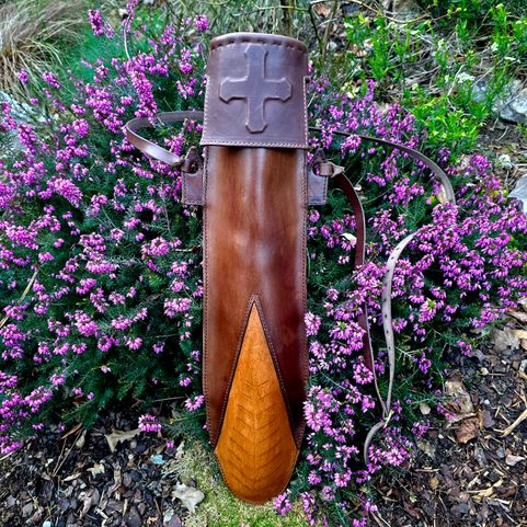LEDER KÖCHER, FRÜHES MITTELALTER - HEDEBY, BAYEUX