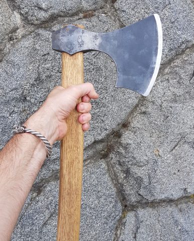 ULFR, VIKING AXE