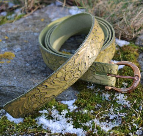 QUERCUS, LEATHER BELT WITH OAK LEAVES, OLIVE GREEN