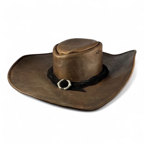 CHAPEAU DE MOUSQUETAIRE