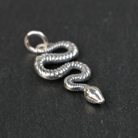 SERPENT, PENDENTIF EN ARGENT