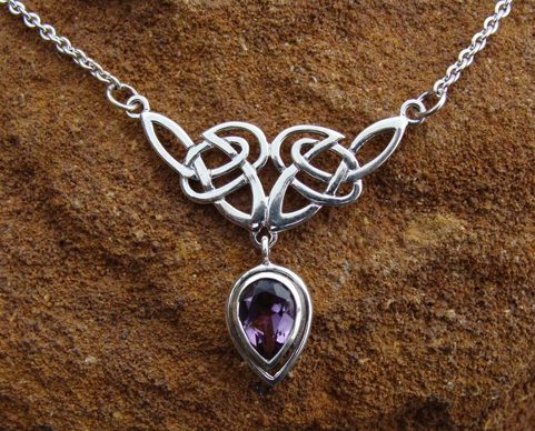 VIOLETTA, HALSKETTE MIT AMETHYST, AG 925
