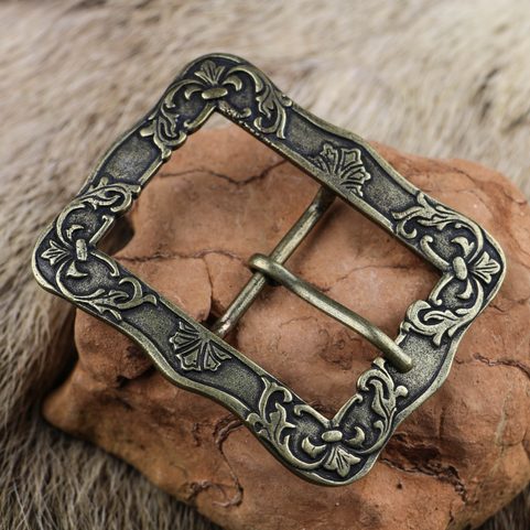 HENRIET - GROSSE RENAISSANCESCHNALLE AUS ALTMESSING