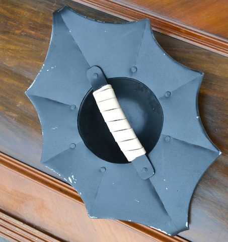 TALHOFER - BUCKLER, FIST SHIELD