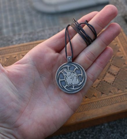 WOLF KOLOVRAT, SLAVIC PENDANT, TIN ALLOY