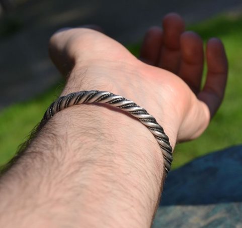 FENRIR, VIKING WOLF BRACELET - PEWTER