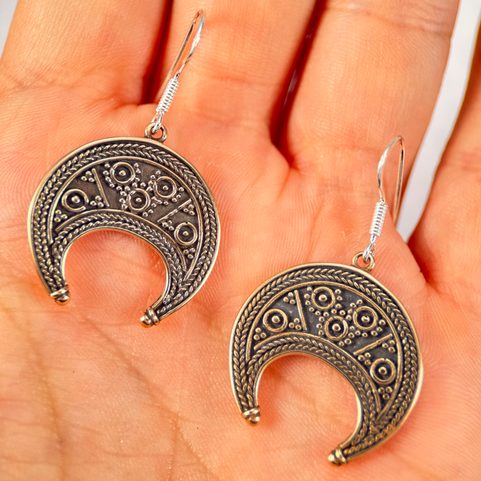 LUNITSA - EARRINGS, GREAT MORAVIAN EMPIRE, BRONZE