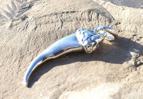 WOLF CLAW, PENDANT, STERLING SILVER