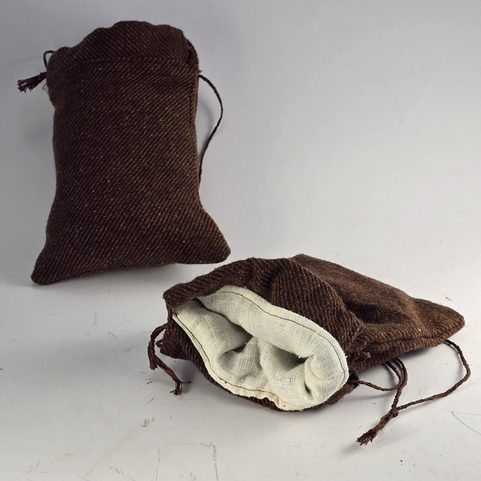 MEDIEVAL WOOLLEN BAG LINED WITH LINEN