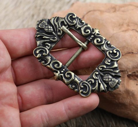 ALBA SCOTTISH BELT BUCKLE WITH THISTLE ANT. BRASS