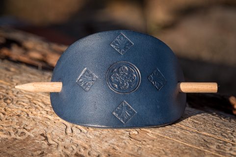GOTHICA, LEATHER HAIR CLIP, BLUE