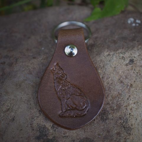 HOWLING WOLF, KEYRING, LEATHER