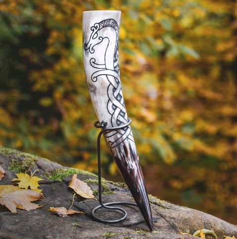 DRAGON, CARVED DRINKING HORN